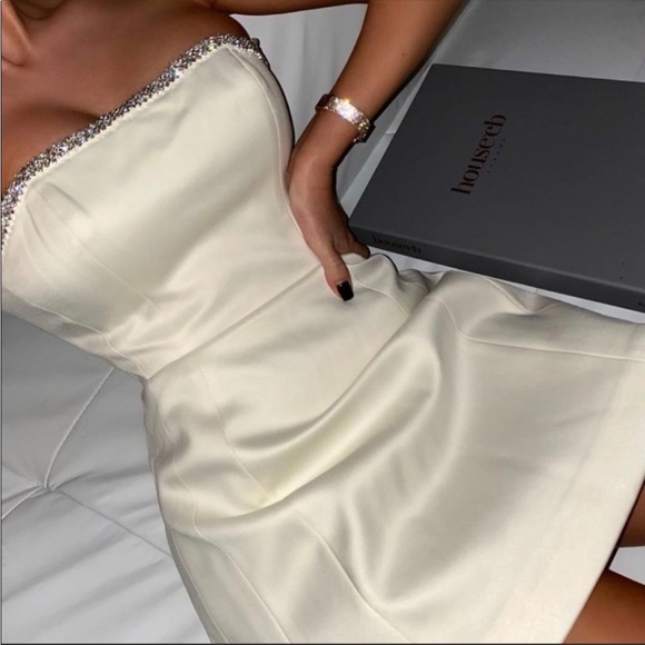 Ivory satin crystal strapless dress - Picture 3 of 9